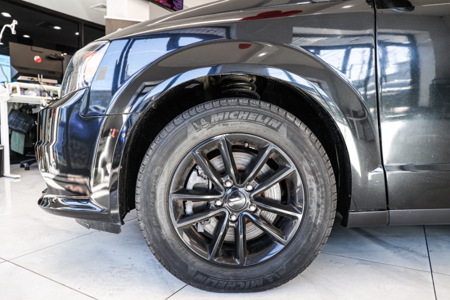 2019 Dodge Grand Caravan SXT Wagon, available for sale in ELMONT, New York | 26 Motors Long Island. ELMONT, New York 2019 Dodge Grand Caravan SXT Wagon, available for sale in ELMONT, New York | 26 Motors Long Island. ELMONT, New York
