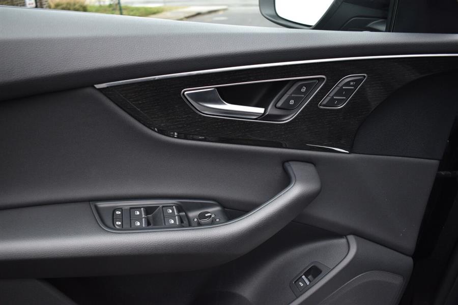 2021 Audi Q8 quattro Premium 55 TFSI AWD 4dr SUV, available for sale in Great Neck, New York | Camy Cars. Great Neck, New York 2021 Audi Q8 quattro Premium 55 TFSI AWD 4dr SUV, available for sale in Great Neck, New York | Camy Cars. Great Neck, New York