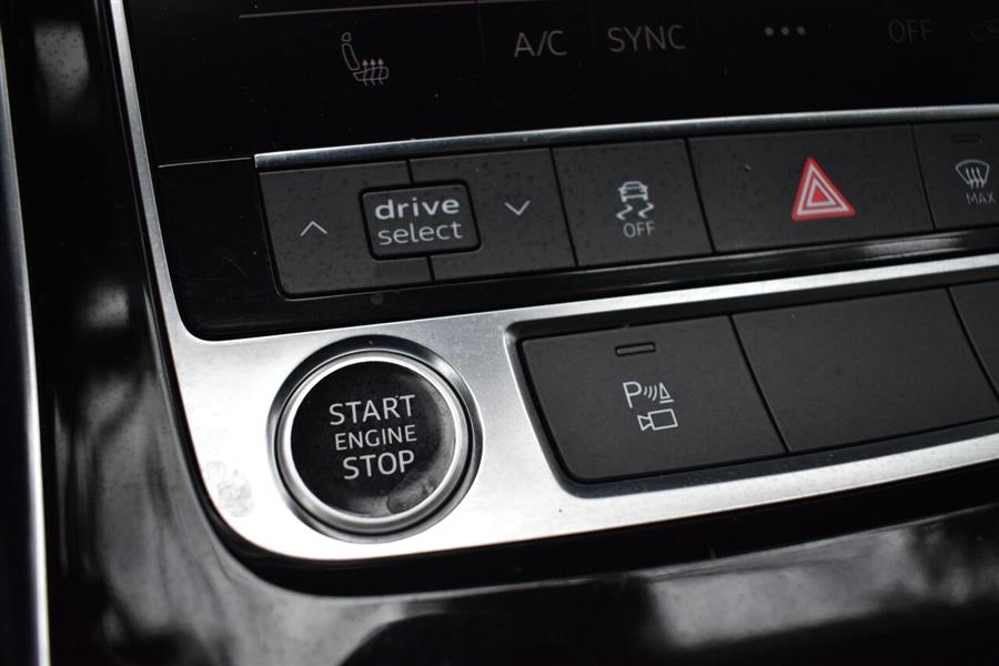 2021 Audi Q8 quattro Premium 55 TFSI AWD 4dr SUV, available for sale in Great Neck, New York | Camy Cars. Great Neck, New York 2021 Audi Q8 quattro Premium 55 TFSI AWD 4dr SUV, available for sale in Great Neck, New York | Camy Cars. Great Neck, New York