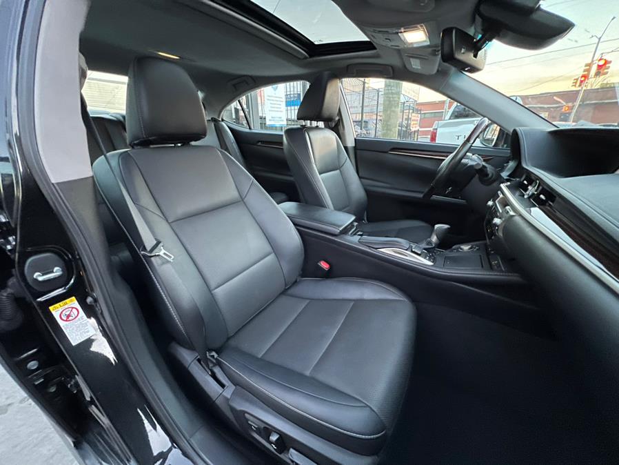 2017 Lexus ES ES 350 FWD, available for sale in Jamaica, New York | Sunrise Autoland. Jamaica, New York 2017 Lexus ES ES 350 FWD, available for sale in Jamaica, New York | Sunrise Autoland. Jamaica, New York