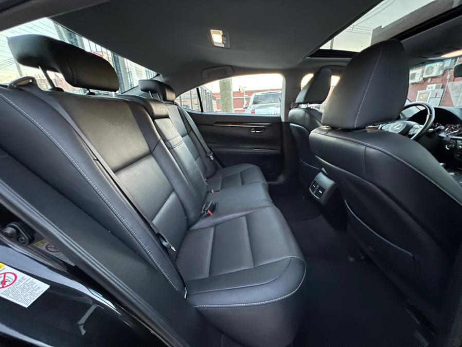 2017 Lexus ES ES 350 FWD, available for sale in Jamaica, New York | Sunrise Autoland. Jamaica, New York 2017 Lexus ES ES 350 FWD, available for sale in Jamaica, New York | Sunrise Autoland. Jamaica, New York