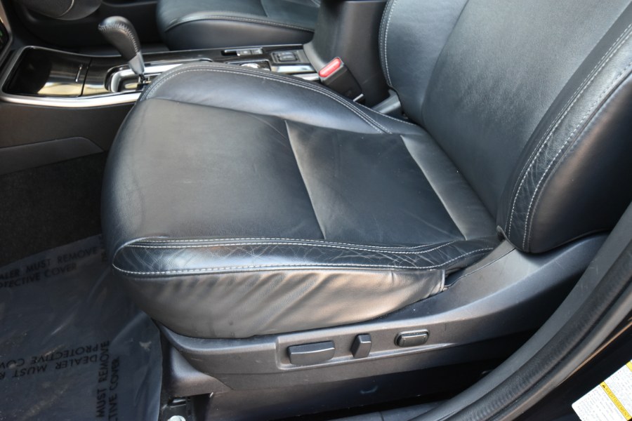 2020 Mitsubishi Outlander SEL S-AWC, available for sale in Waterbury, Connecticut | Highline Car Connection. Waterbury, Connecticut 2020 Mitsubishi Outlander SEL S-AWC, available for sale in Waterbury, Connecticut | Highline Car Connection. Waterbury, Connecticut