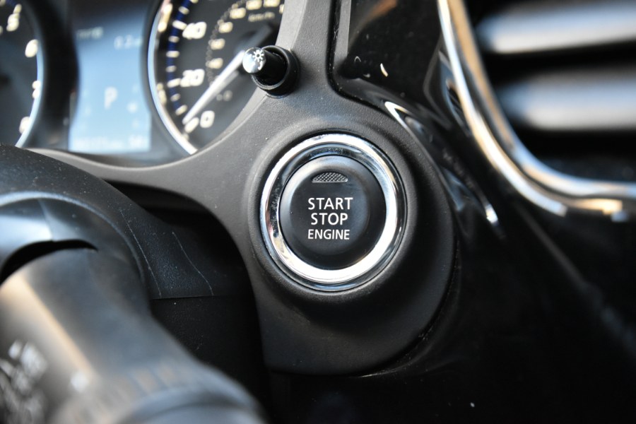 2020 Mitsubishi Outlander SEL S-AWC, available for sale in Waterbury, Connecticut | Highline Car Connection. Waterbury, Connecticut 2020 Mitsubishi Outlander SEL S-AWC, available for sale in Waterbury, Connecticut | Highline Car Connection. Waterbury, Connecticut