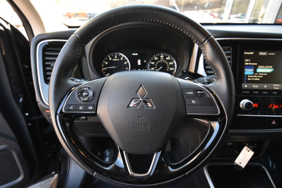 2020 Mitsubishi Outlander SEL S-AWC, available for sale in Waterbury, Connecticut | Highline Car Connection. Waterbury, Connecticut 2020 Mitsubishi Outlander SEL S-AWC, available for sale in Waterbury, Connecticut | Highline Car Connection. Waterbury, Connecticut