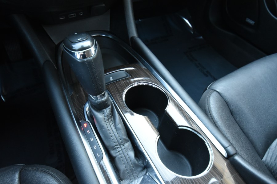 2020 Chevrolet Malibu 4dr Sdn Premier, available for sale in Waterbury, Connecticut | Highline Car Connection. Waterbury, Connecticut 2020 Chevrolet Malibu 4dr Sdn Premier, available for sale in Waterbury, Connecticut | Highline Car Connection. Waterbury, Connecticut