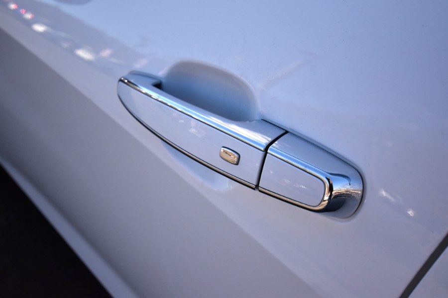 2020 Chevrolet Malibu 4dr Sdn Premier, available for sale in Waterbury, Connecticut | Highline Car Connection. Waterbury, Connecticut 2020 Chevrolet Malibu 4dr Sdn Premier, available for sale in Waterbury, Connecticut | Highline Car Connection. Waterbury, Connecticut