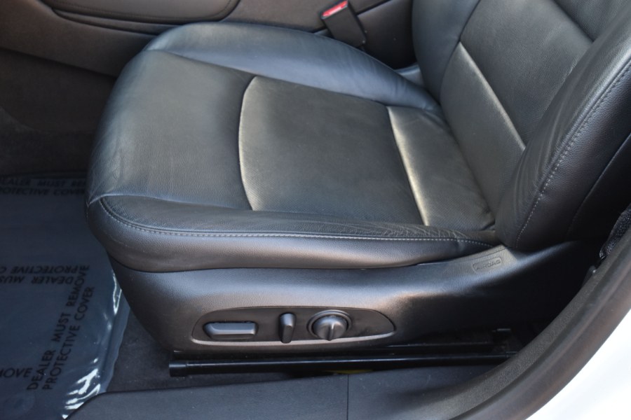 2020 Chevrolet Malibu 4dr Sdn Premier, available for sale in Waterbury, Connecticut | Highline Car Connection. Waterbury, Connecticut 2020 Chevrolet Malibu 4dr Sdn Premier, available for sale in Waterbury, Connecticut | Highline Car Connection. Waterbury, Connecticut