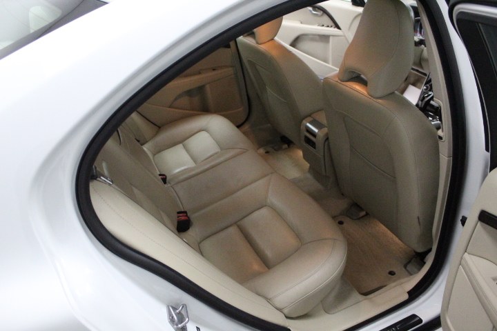 2016 Volvo S80 4dr Sdn T5 Drive-E Platinum, available for sale in Plainville, Connecticut | New England Auto Sales LLC. Plainville, Connecticut 2016 Volvo S80 4dr Sdn T5 Drive-E Platinum, available for sale in Plainville, Connecticut | New England Auto Sales LLC. Plainville, Connecticut