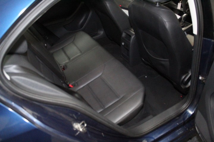 2012 Volkswagen Jetta Sedan 4dr Auto SE PZEV, available for sale in Plainville, Connecticut | New England Auto Sales LLC. Plainville, Connecticut 2012 Volkswagen Jetta Sedan 4dr Auto SE PZEV, available for sale in Plainville, Connecticut | New England Auto Sales LLC. Plainville, Connecticut
