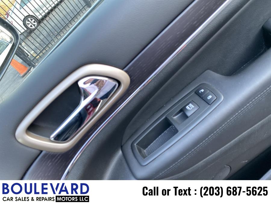 2014 Jeep Grand Cherokee Summit Sport Utility 4D, available for sale in New Haven, Connecticut | Boulevard Motors LLC. New Haven, Connecticut 2014 Jeep Grand Cherokee Summit Sport Utility 4D, available for sale in New Haven, Connecticut | Boulevard Motors LLC. New Haven, Connecticut
