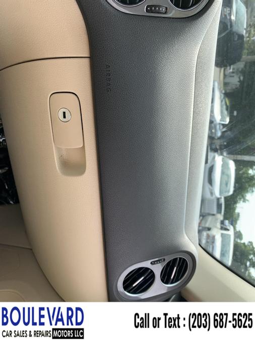 2015 Volkswagen Tiguan 2.0T SEL 4Motion Sport Utility 4D, available for sale in New Haven, Connecticut | Boulevard Motors LLC. New Haven, Connecticut 2015 Volkswagen Tiguan 2.0T SEL 4Motion Sport Utility 4D, available for sale in New Haven, Connecticut | Boulevard Motors LLC. New Haven, Connecticut
