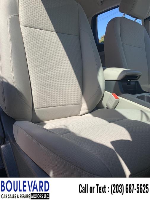 2017 Ford Escape SE Sport Utility 4D, available for sale in New Haven, Connecticut | Boulevard Motors LLC. New Haven, Connecticut 2017 Ford Escape SE Sport Utility 4D, available for sale in New Haven, Connecticut | Boulevard Motors LLC. New Haven, Connecticut