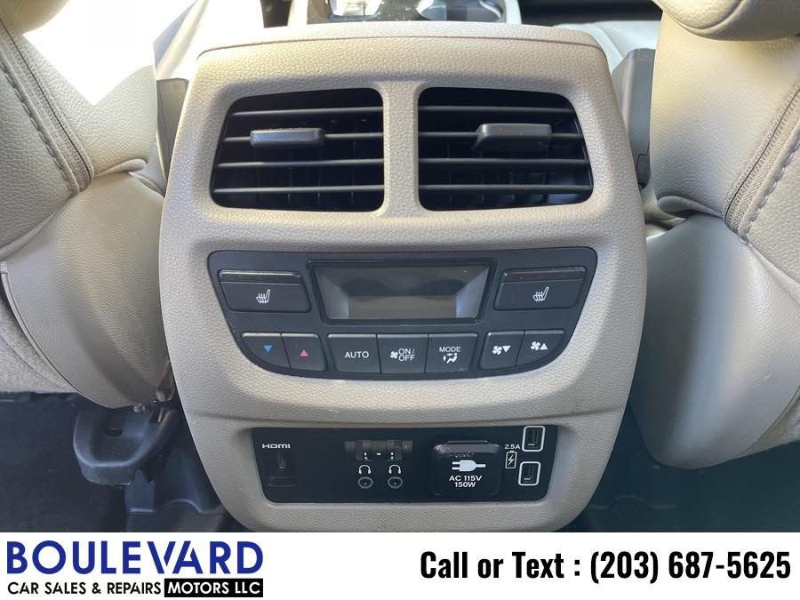 2021 Honda Pilot Touring Sport Utility 4D, available for sale in New Haven, Connecticut | Boulevard Motors LLC. New Haven, Connecticut 2021 Honda Pilot Touring Sport Utility 4D, available for sale in New Haven, Connecticut | Boulevard Motors LLC. New Haven, Connecticut