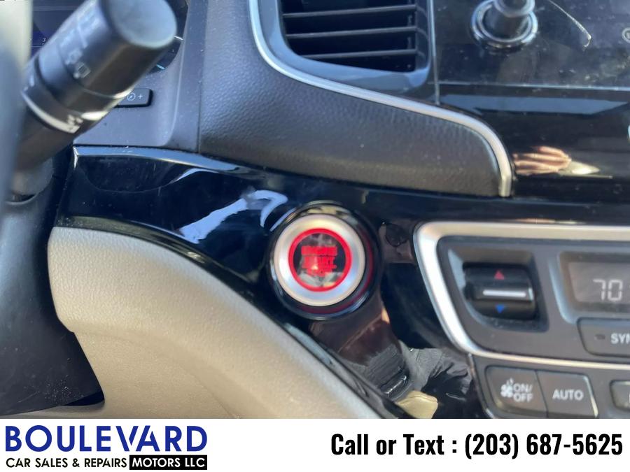 2021 Honda Pilot Touring Sport Utility 4D, available for sale in New Haven, Connecticut | Boulevard Motors LLC. New Haven, Connecticut 2021 Honda Pilot Touring Sport Utility 4D, available for sale in New Haven, Connecticut | Boulevard Motors LLC. New Haven, Connecticut