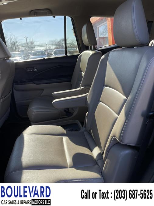 2021 Honda Pilot Touring Sport Utility 4D, available for sale in New Haven, Connecticut | Boulevard Motors LLC. New Haven, Connecticut 2021 Honda Pilot Touring Sport Utility 4D, available for sale in New Haven, Connecticut | Boulevard Motors LLC. New Haven, Connecticut