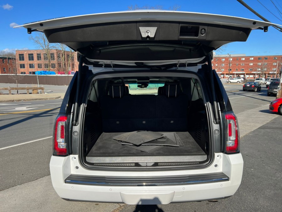 2016 GMC Yukon XL 4WD 4dr Denali, available for sale in Peabody, Massachusetts | New Star Motors. Peabody, Massachusetts 2016 GMC Yukon XL 4WD 4dr Denali, available for sale in Peabody, Massachusetts | New Star Motors. Peabody, Massachusetts