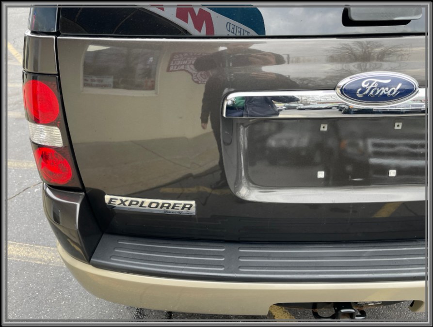 2007 Ford Explorer 4WD 4dr V6 Eddie Bauer, available for sale in Huntington Station, New York | My Auto Inc.. Huntington Station, New York 2007 Ford Explorer 4WD 4dr V6 Eddie Bauer, available for sale in Huntington Station, New York | My Auto Inc.. Huntington Station, New York
