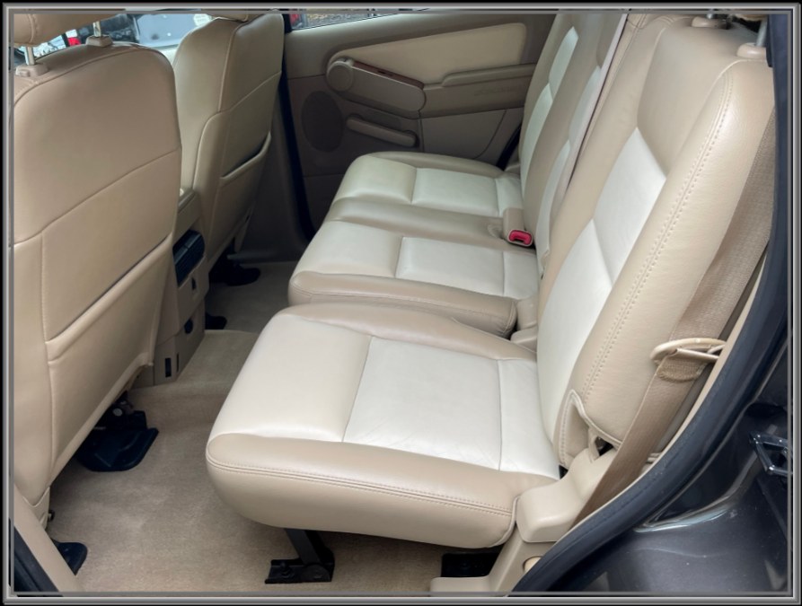 2007 Ford Explorer 4WD 4dr V6 Eddie Bauer, available for sale in Huntington Station, New York | My Auto Inc.. Huntington Station, New York 2007 Ford Explorer 4WD 4dr V6 Eddie Bauer, available for sale in Huntington Station, New York | My Auto Inc.. Huntington Station, New York