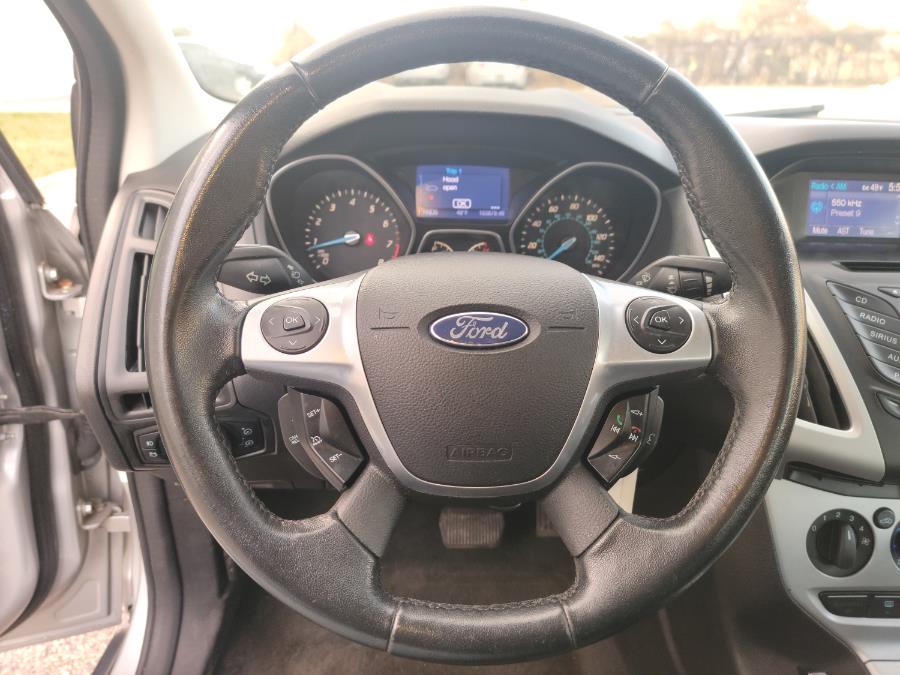 2013 Ford Focus 4dr Sdn SE, available for sale in Philadelphia, Pennsylvania | Eugen's Auto Sales & Repairs. Philadelphia, Pennsylvania 2013 Ford Focus 4dr Sdn SE, available for sale in Philadelphia, Pennsylvania | Eugen's Auto Sales & Repairs. Philadelphia, Pennsylvania