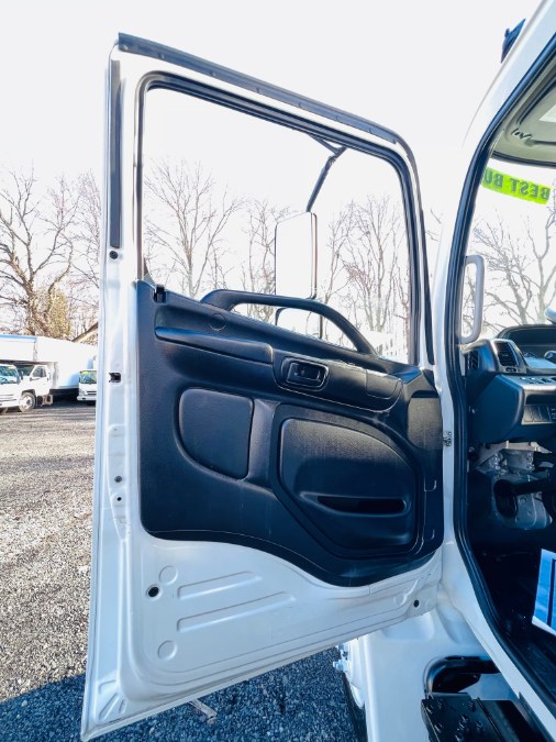 2017 HINO 268 24 FEET DRY BOX + LOW PROFILE + NO CDL, available for sale in South Amboy, New Jersey | NJ Truck Spot. South Amboy, New Jersey 2017 HINO 268 24 FEET DRY BOX + LOW PROFILE + NO CDL, available for sale in South Amboy, New Jersey | NJ Truck Spot. South Amboy, New Jersey