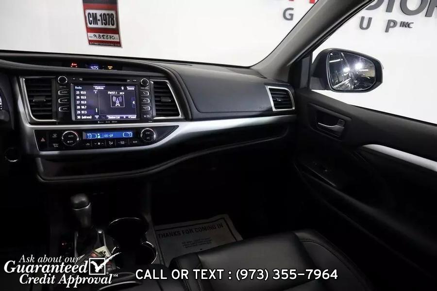 2019 Toyota Highlander XLE, available for sale in Haskell, New Jersey | City Motor Group Inc.. Haskell, New Jersey 2019 Toyota Highlander XLE, available for sale in Haskell, New Jersey | City Motor Group Inc.. Haskell, New Jersey