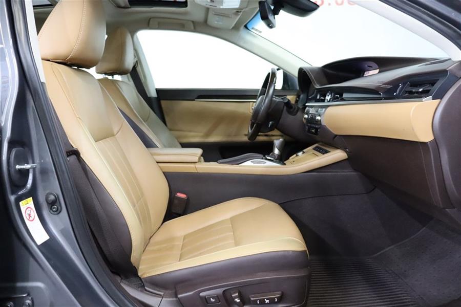 2016 Lexus Es 350, available for sale in Paterson, New Jersey | Fast Track Motors. Paterson, New Jersey 2016 Lexus Es 350, available for sale in Paterson, New Jersey | Fast Track Motors. Paterson, New Jersey