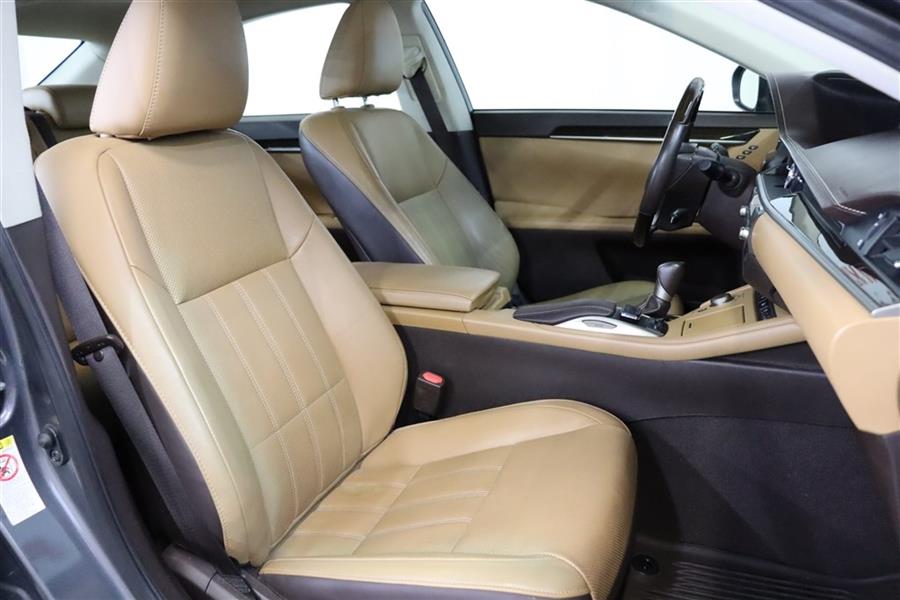 2016 Lexus Es 350, available for sale in Paterson, New Jersey | Fast Track Motors. Paterson, New Jersey 2016 Lexus Es 350, available for sale in Paterson, New Jersey | Fast Track Motors. Paterson, New Jersey