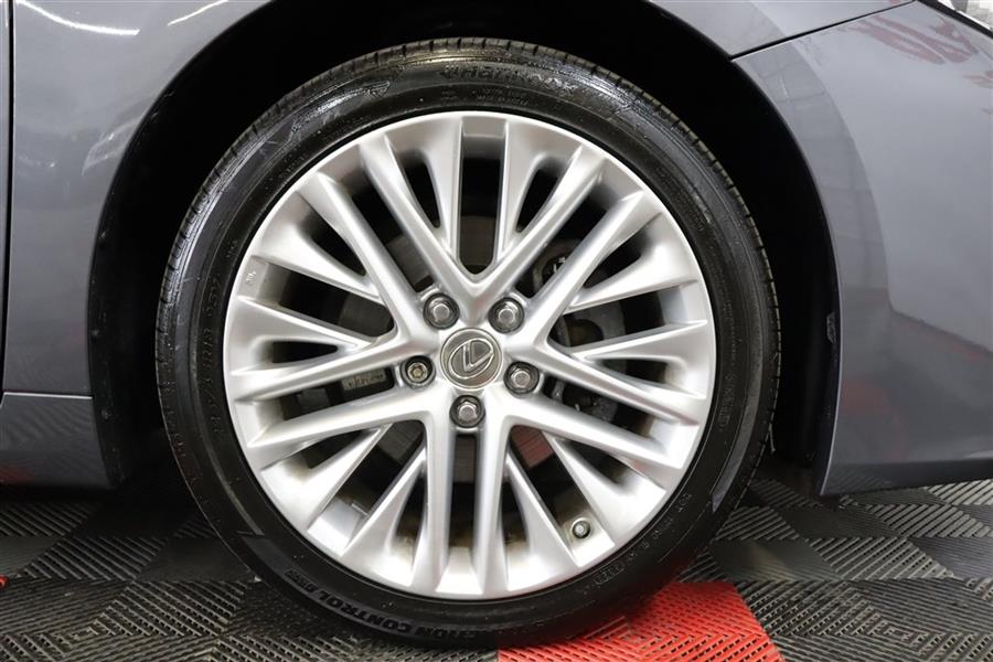 2016 Lexus Es 350, available for sale in Paterson, New Jersey | Fast Track Motors. Paterson, New Jersey 2016 Lexus Es 350, available for sale in Paterson, New Jersey | Fast Track Motors. Paterson, New Jersey