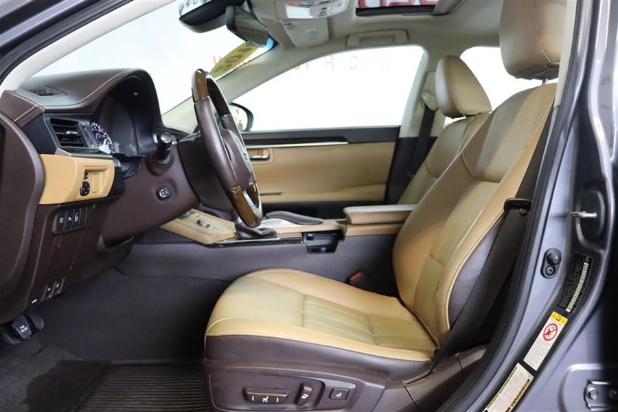 2016 Lexus Es 350, available for sale in Paterson, New Jersey | Fast Track Motors. Paterson, New Jersey 2016 Lexus Es 350, available for sale in Paterson, New Jersey | Fast Track Motors. Paterson, New Jersey