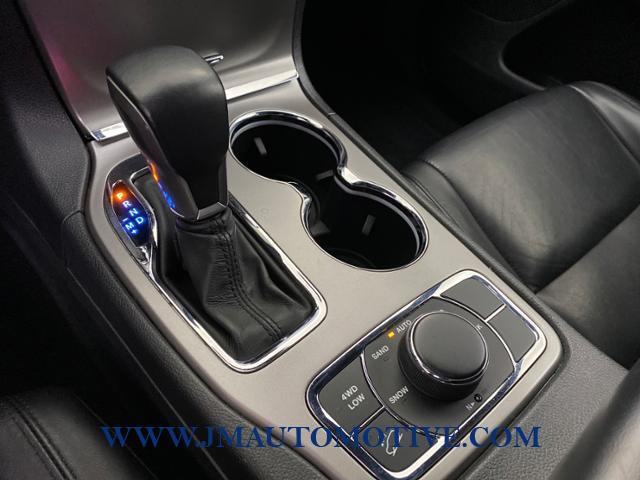 2020 Jeep Grand Cherokee Limited 4x4, available for sale in Naugatuck, Connecticut | J&M Automotive Sls&Svc LLC. Naugatuck, Connecticut 2020 Jeep Grand Cherokee Limited 4x4, available for sale in Naugatuck, Connecticut | J&M Automotive Sls&Svc LLC. Naugatuck, Connecticut