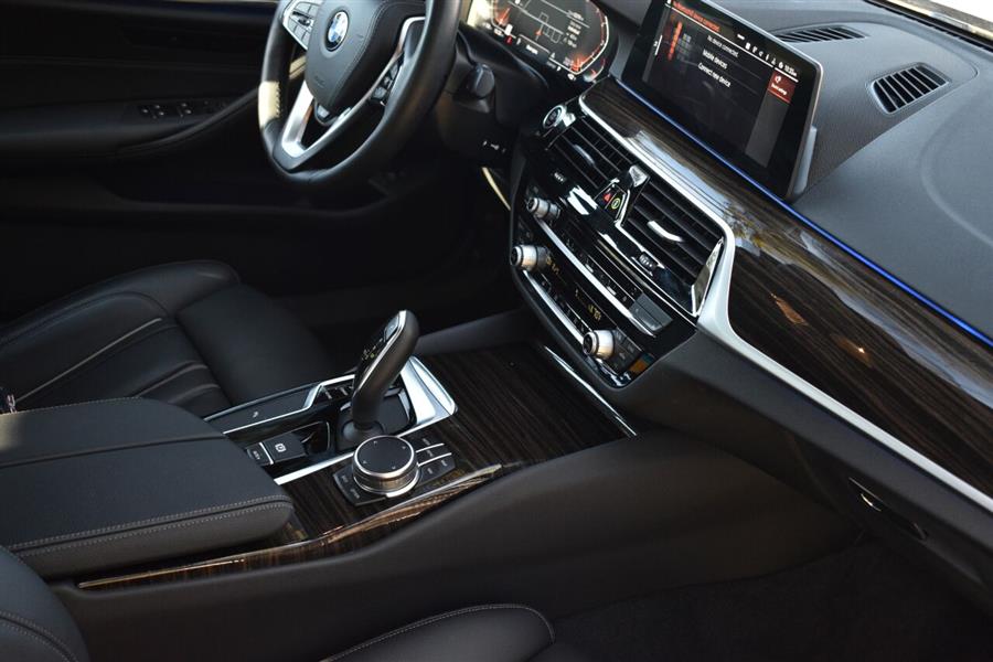 2020 BMW 5 Series 530i xDrive AWD 4dr Sedan, available for sale in Great Neck, New York | Camy Cars. Great Neck, New York 2020 BMW 5 Series 530i xDrive AWD 4dr Sedan, available for sale in Great Neck, New York | Camy Cars. Great Neck, New York