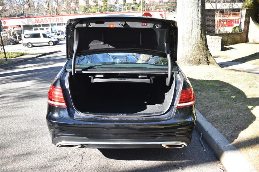 2015 Mercedes-benz E-class E 350 4MATIC AWD 4dr Sedan, available for sale in Great Neck, New York | Camy Cars. Great Neck, New York 2015 Mercedes-benz E-class E 350 4MATIC AWD 4dr Sedan, available for sale in Great Neck, New York | Camy Cars. Great Neck, New York