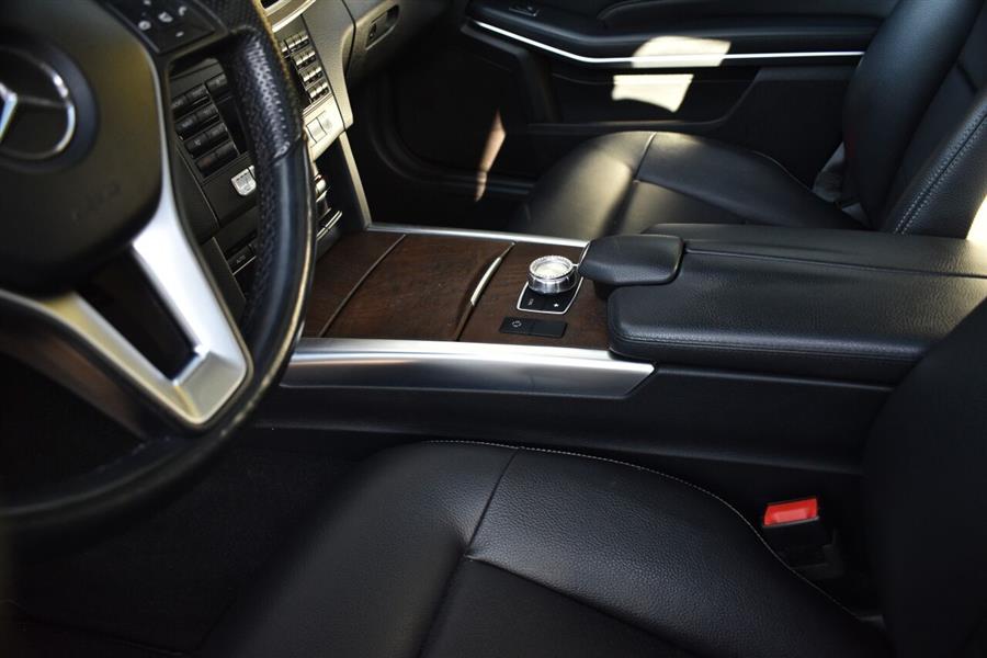 2015 Mercedes-benz E-class E 350 4MATIC AWD 4dr Sedan, available for sale in Great Neck, New York | Camy Cars. Great Neck, New York 2015 Mercedes-benz E-class E 350 4MATIC AWD 4dr Sedan, available for sale in Great Neck, New York | Camy Cars. Great Neck, New York