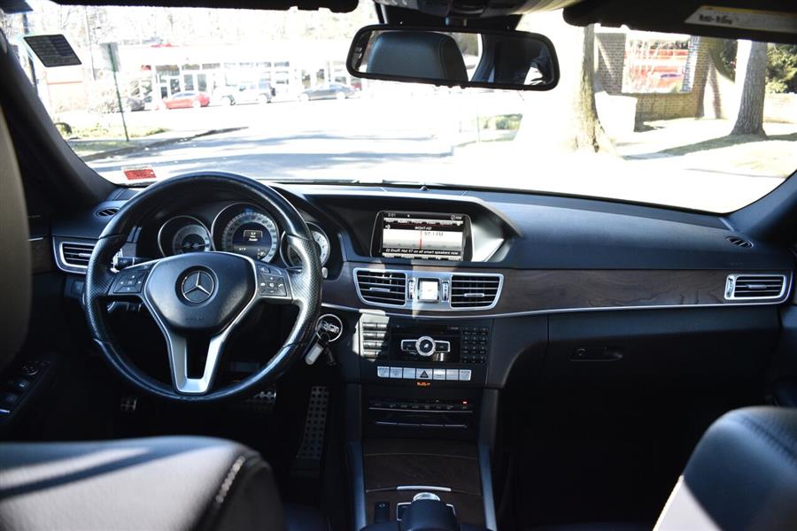 2015 Mercedes-benz E-class E 350 4MATIC AWD 4dr Sedan, available for sale in Great Neck, New York | Camy Cars. Great Neck, New York 2015 Mercedes-benz E-class E 350 4MATIC AWD 4dr Sedan, available for sale in Great Neck, New York | Camy Cars. Great Neck, New York