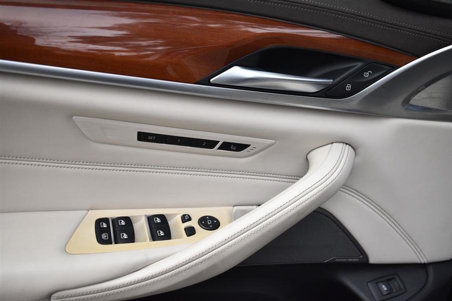 2018 BMW 5 Series M550i xDrive AWD 4dr Sedan, available for sale in Great Neck, New York | Camy Cars. Great Neck, New York 2018 BMW 5 Series M550i xDrive AWD 4dr Sedan, available for sale in Great Neck, New York | Camy Cars. Great Neck, New York