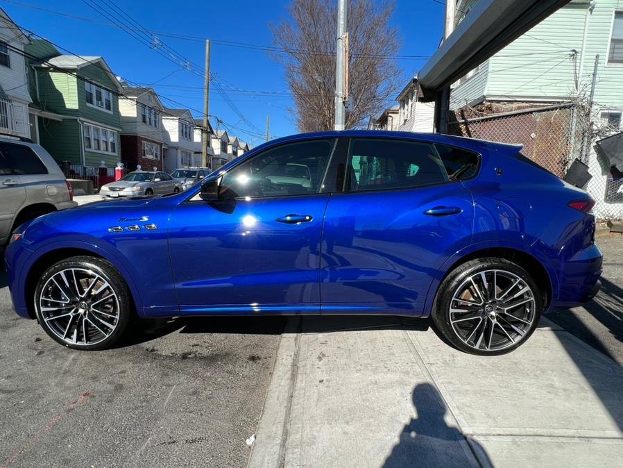 2022 Maserati Levante Modena S 3.8L, available for sale in Jamaica, New York | Sunrise Autoland. Jamaica, New York 2022 Maserati Levante Modena S 3.8L, available for sale in Jamaica, New York | Sunrise Autoland. Jamaica, New York