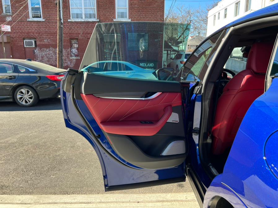 2022 Maserati Levante Modena S 3.8L, available for sale in Jamaica, New York | Sunrise Autoland. Jamaica, New York 2022 Maserati Levante Modena S 3.8L, available for sale in Jamaica, New York | Sunrise Autoland. Jamaica, New York