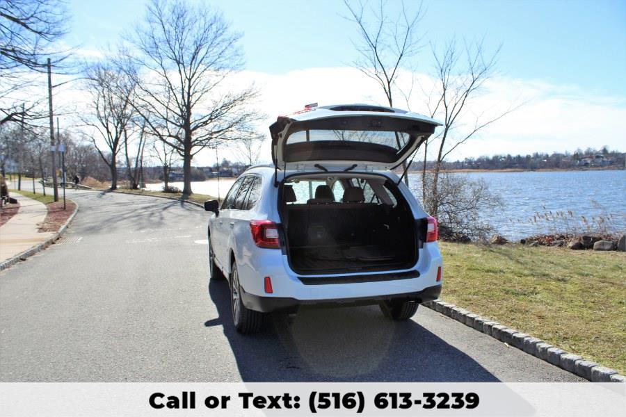 2017 Subaru Outback 2.5i Touring, available for sale in Great Neck, New York | Great Neck Car Buyers & Sellers. Great Neck, New York 2017 Subaru Outback 2.5i Touring, available for sale in Great Neck, New York | Great Neck Car Buyers & Sellers. Great Neck, New York