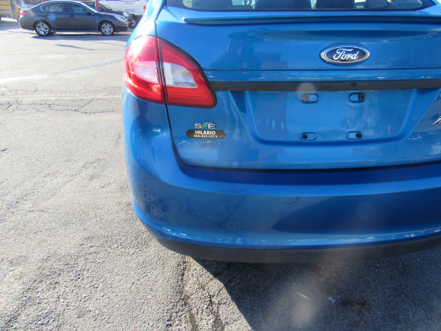 2013 Ford Fiesta SE, available for sale in Worcester, Massachusetts | Hilario's Auto Sales Inc.. Worcester, Massachusetts 2013 Ford Fiesta SE, available for sale in Worcester, Massachusetts | Hilario's Auto Sales Inc.. Worcester, Massachusetts