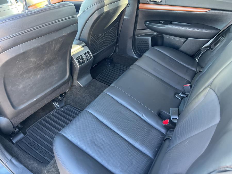 2014 Subaru Outback 4dr Wgn H4 Auto 2.5i Limited, available for sale in Stamford, Connecticut | Harbor View Auto Sales LLC. Stamford, Connecticut 2014 Subaru Outback 4dr Wgn H4 Auto 2.5i Limited, available for sale in Stamford, Connecticut | Harbor View Auto Sales LLC. Stamford, Connecticut