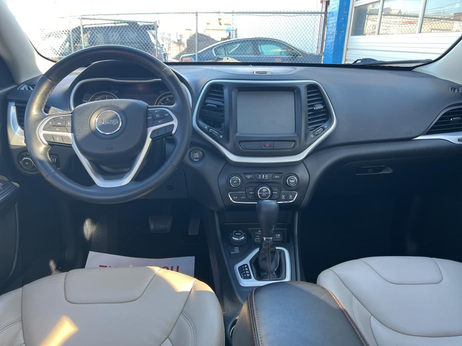 2015 Jeep Cherokee 4WD 4dr Limited, available for sale in Stamford, Connecticut | Harbor View Auto Sales LLC. Stamford, Connecticut 2015 Jeep Cherokee 4WD 4dr Limited, available for sale in Stamford, Connecticut | Harbor View Auto Sales LLC. Stamford, Connecticut