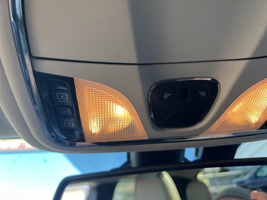 2015 Jeep Cherokee 4WD 4dr Limited, available for sale in Stamford, Connecticut | Harbor View Auto Sales LLC. Stamford, Connecticut 2015 Jeep Cherokee 4WD 4dr Limited, available for sale in Stamford, Connecticut | Harbor View Auto Sales LLC. Stamford, Connecticut