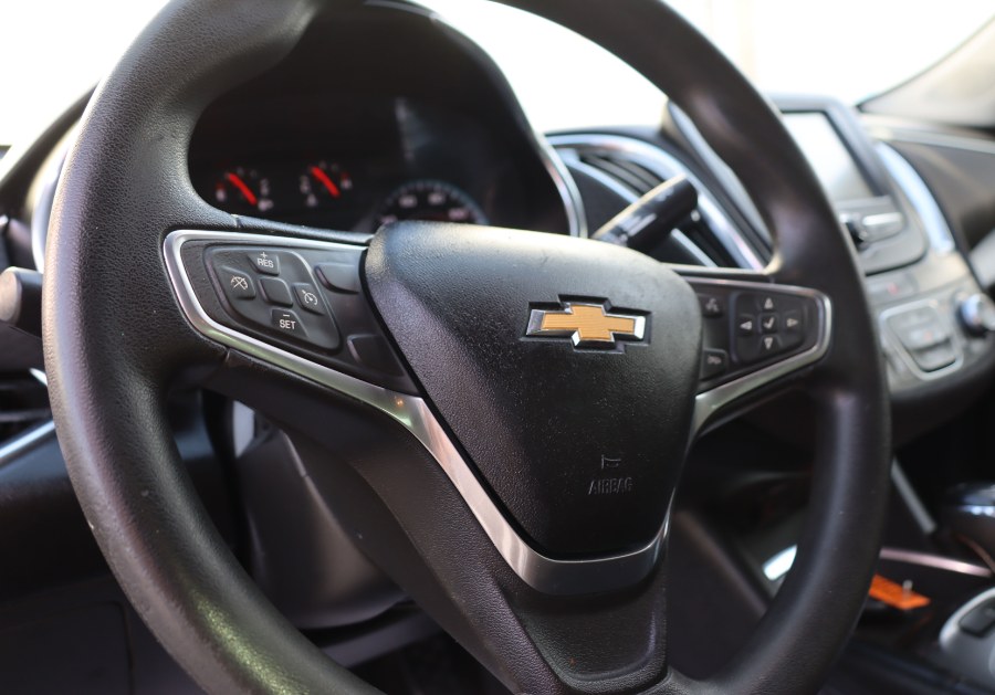2018 Chevrolet Malibu 4dr Sdn LT w/1LT, available for sale in Santa Ana, California | Auto Max Of Santa Ana. Santa Ana, California 2018 Chevrolet Malibu 4dr Sdn LT w/1LT, available for sale in Santa Ana, California | Auto Max Of Santa Ana. Santa Ana, California