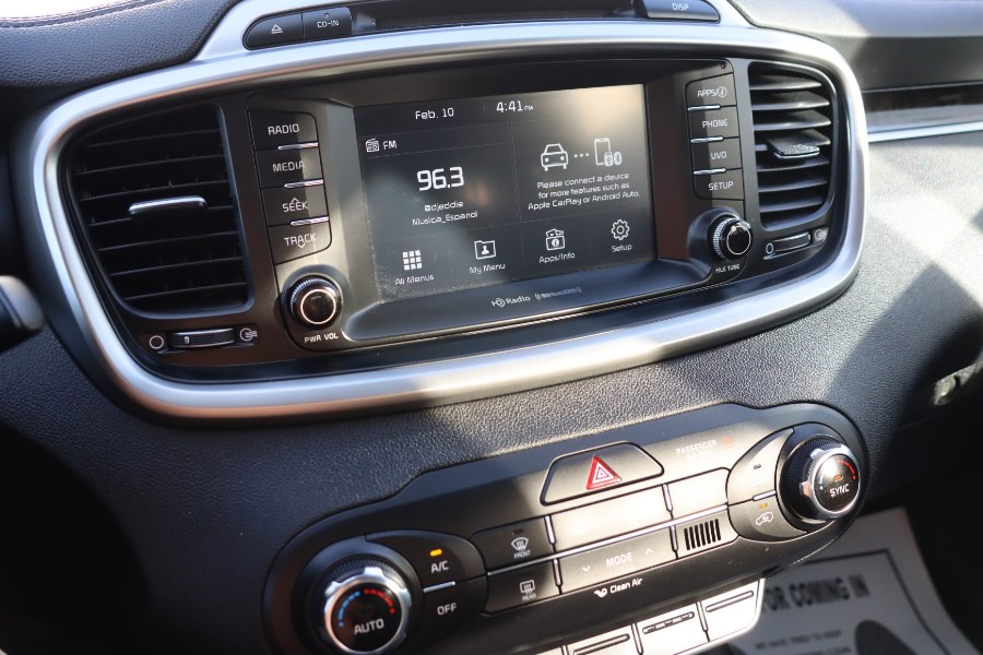 2017 Kia Sorento LX FWD, available for sale in Santa Ana, California | Auto Max Of Santa Ana. Santa Ana, California 2017 Kia Sorento LX FWD, available for sale in Santa Ana, California | Auto Max Of Santa Ana. Santa Ana, California