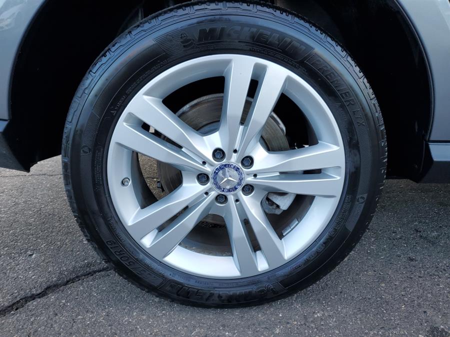 2013 Mercedes-Benz M-Class 4MATIC 4dr ML 350, available for sale in Springfield, Massachusetts | Absolute Motors Inc. Springfield, Massachusetts 2013 Mercedes-Benz M-Class 4MATIC 4dr ML 350, available for sale in Springfield, Massachusetts | Absolute Motors Inc. Springfield, Massachusetts