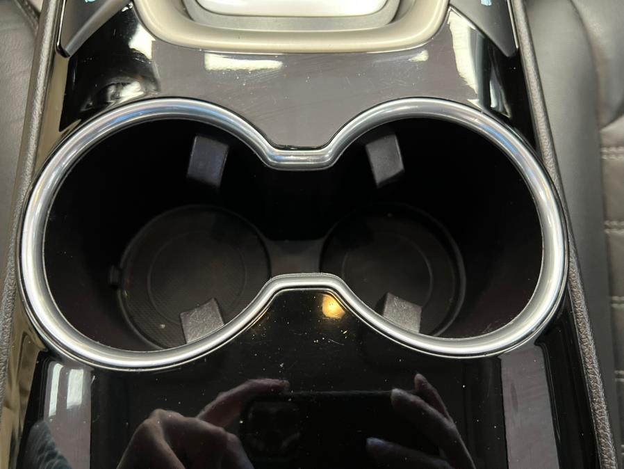 2016 Ford Fusion Energi 4dr Sdn SE Luxury, available for sale in Massapequa Park, New York | Power Motors East. Massapequa Park, New York 2016 Ford Fusion Energi 4dr Sdn SE Luxury, available for sale in Massapequa Park, New York | Power Motors East. Massapequa Park, New York