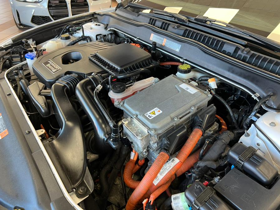 2016 Ford Fusion Energi 4dr Sdn SE Luxury, available for sale in Massapequa Park, New York | Power Motors East. Massapequa Park, New York 2016 Ford Fusion Energi 4dr Sdn SE Luxury, available for sale in Massapequa Park, New York | Power Motors East. Massapequa Park, New York