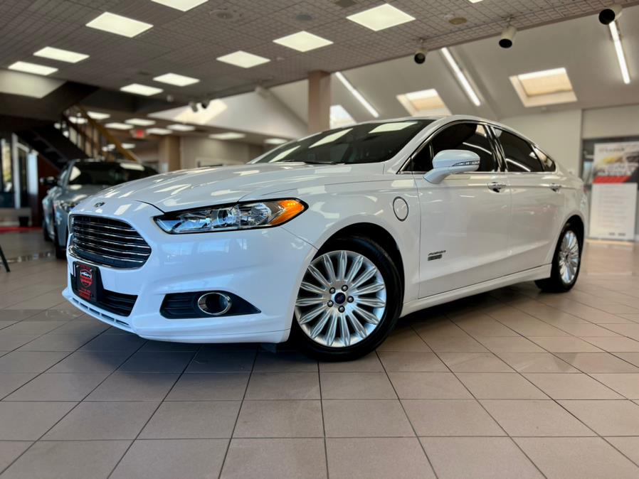 2016 Ford Fusion Energi 4dr Sdn SE Luxury, available for sale in Massapequa Park, New York | Power Motors East. Massapequa Park, New York 2016 Ford Fusion Energi 4dr Sdn SE Luxury, available for sale in Massapequa Park, New York | Power Motors East. Massapequa Park, New York