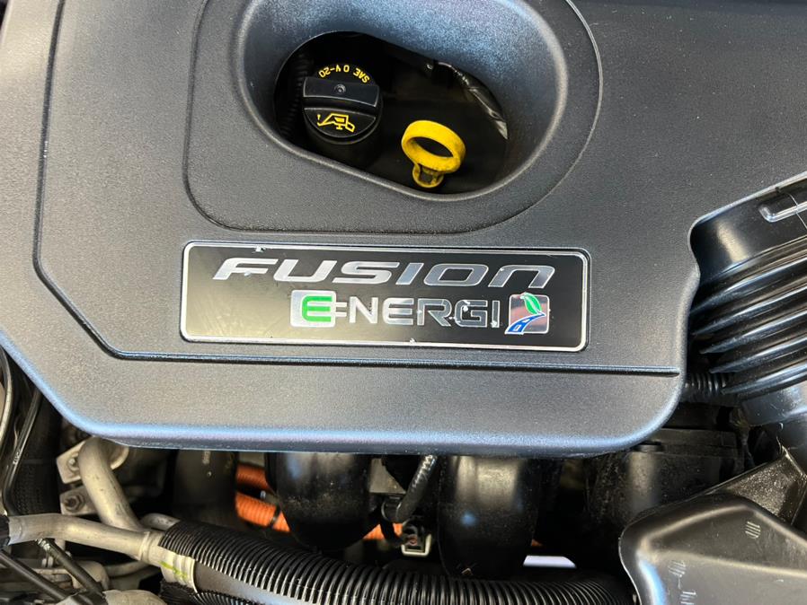 2016 Ford Fusion Energi 4dr Sdn SE Luxury, available for sale in Massapequa Park, New York | Power Motors East. Massapequa Park, New York 2016 Ford Fusion Energi 4dr Sdn SE Luxury, available for sale in Massapequa Park, New York | Power Motors East. Massapequa Park, New York