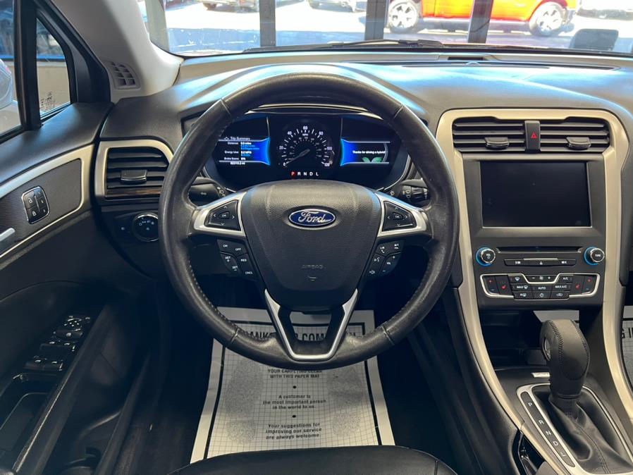 2016 Ford Fusion Energi 4dr Sdn SE Luxury, available for sale in Massapequa Park, New York | Power Motors East. Massapequa Park, New York 2016 Ford Fusion Energi 4dr Sdn SE Luxury, available for sale in Massapequa Park, New York | Power Motors East. Massapequa Park, New York